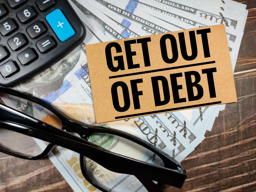 5 Ways to Get Out of Debt on Your Own